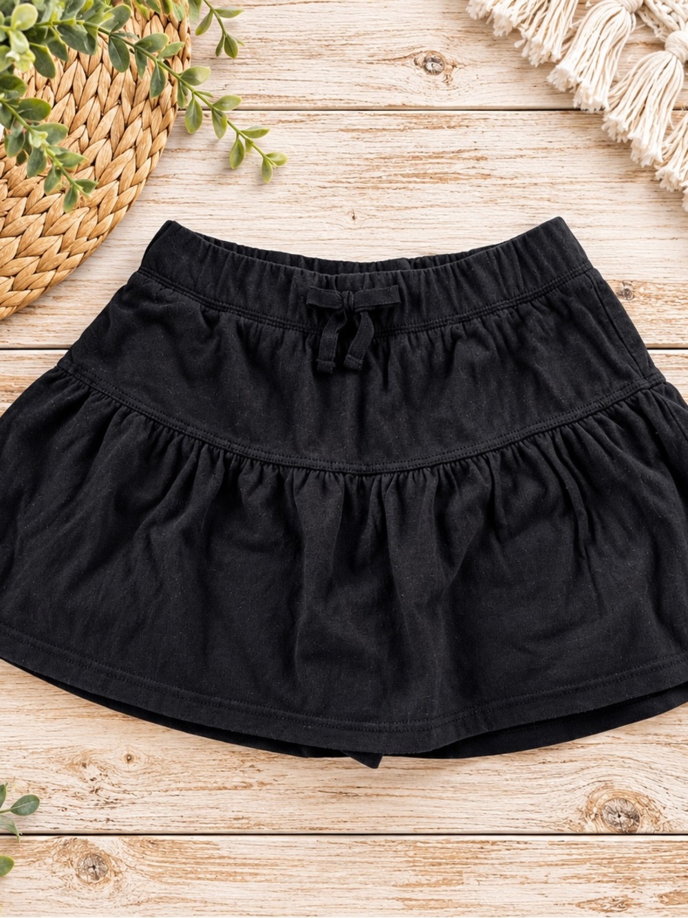 Green Soda Black Tiered Skirt — Size L (10–12) (693)
